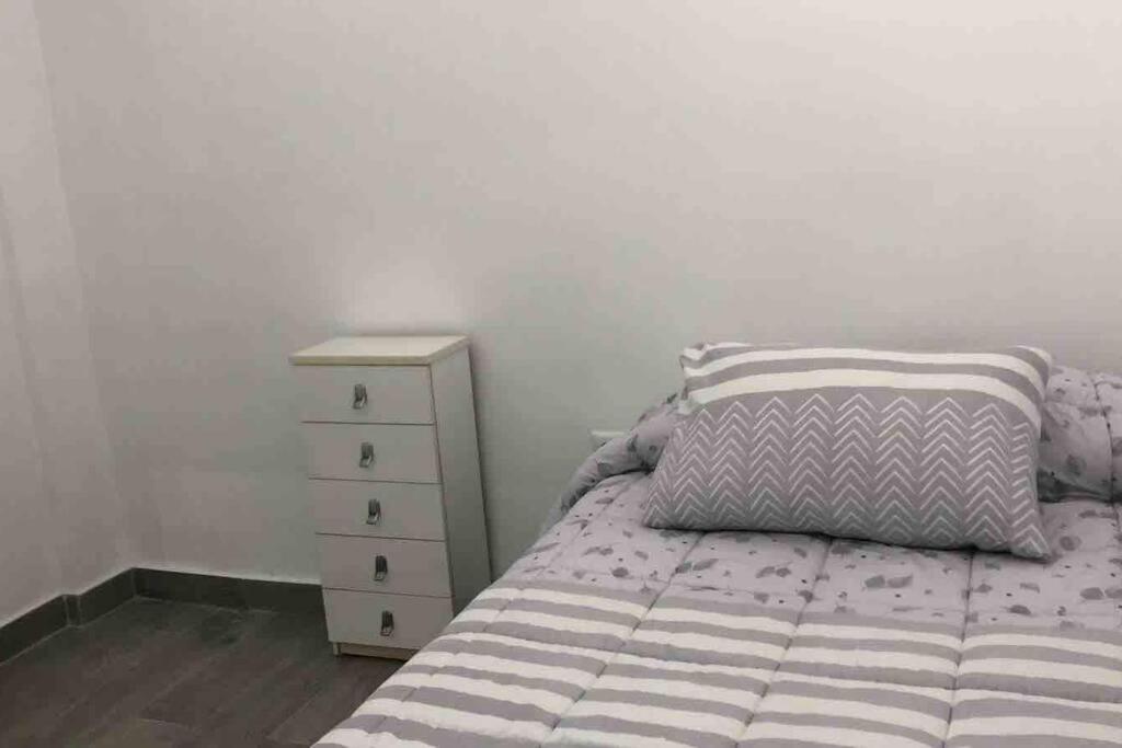 Acogedor Alojamiento A Pocos Metros De La Playa Santa Pola Dış mekan fotoğraf